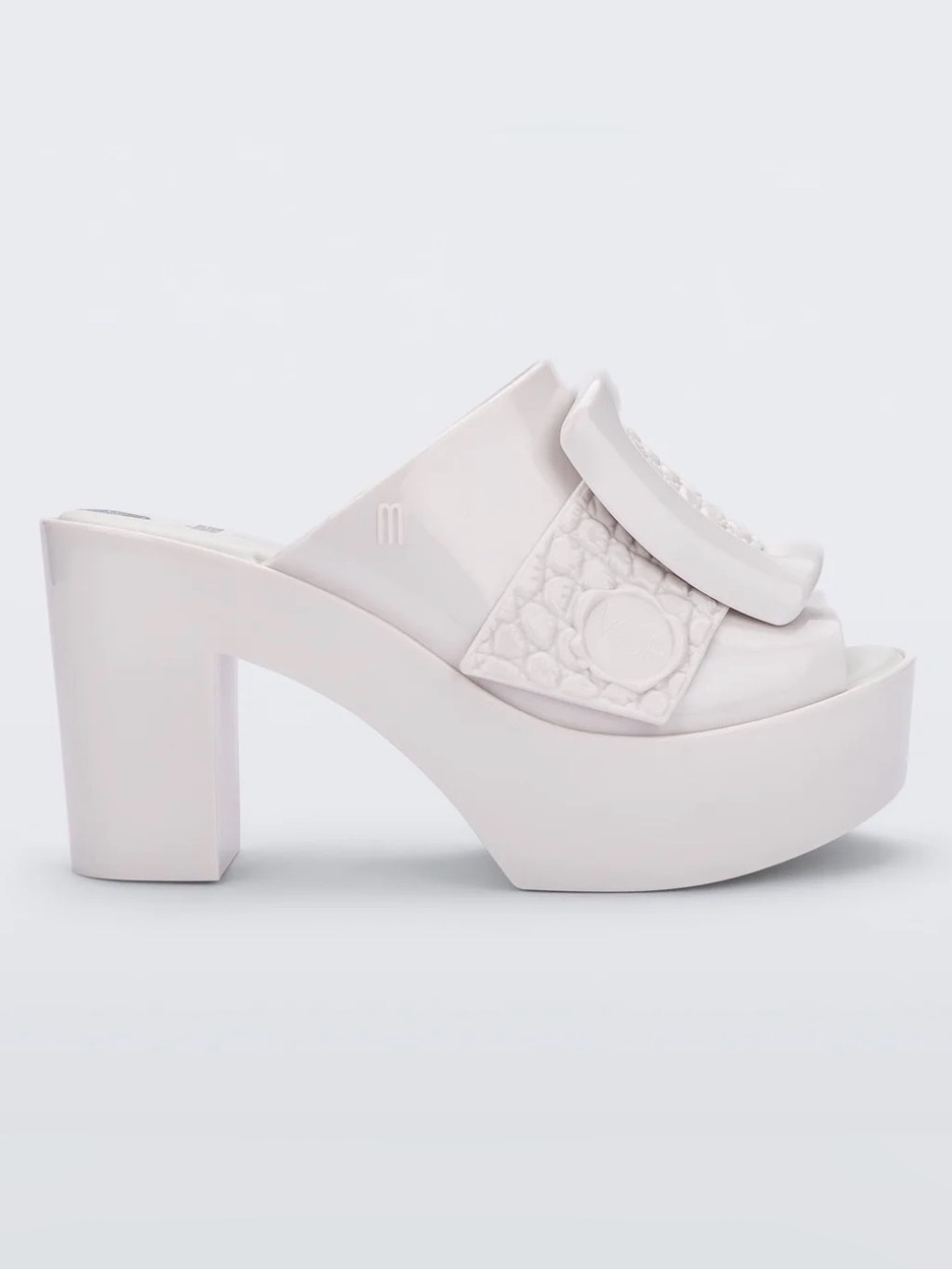 MELISSA + VIKTOR & ROLF

Buckle Up Mule